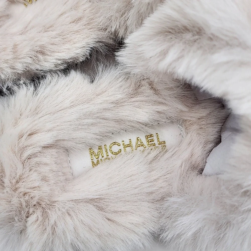 NEW - Michael Kors Tula Scuff Women's Faux Fur Logo Slide House Shoes - Size 6